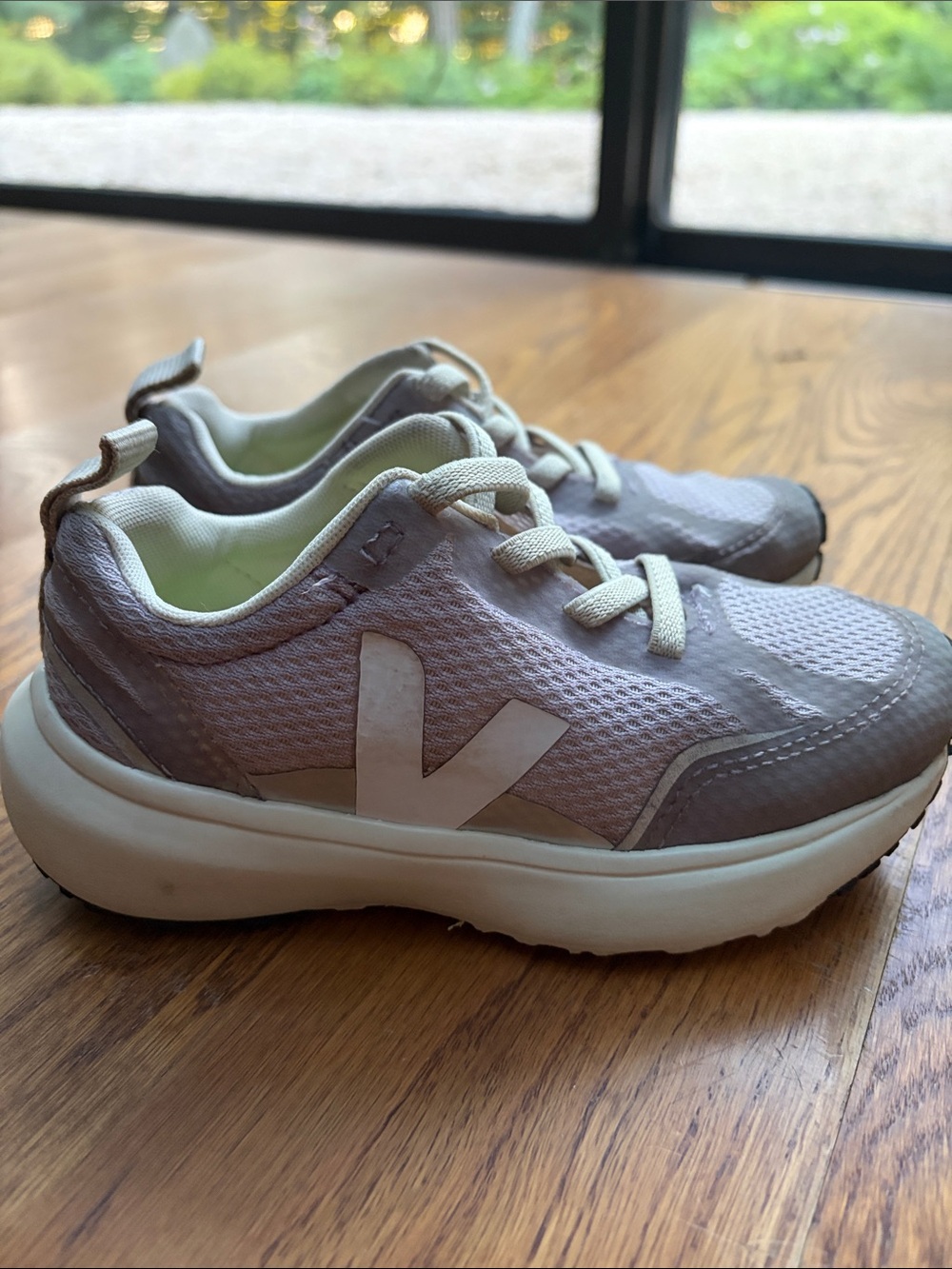 Veja Toddler Sneaker in Light Purple and White